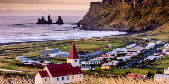 How Border Towns Develop Hybrid Etiquette