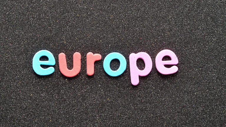 The future of borderland speech communities in Europe