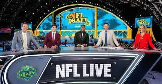 Where to Watch the NFL Live in 2026: Streaming Guide, Full Calendar & FAQ